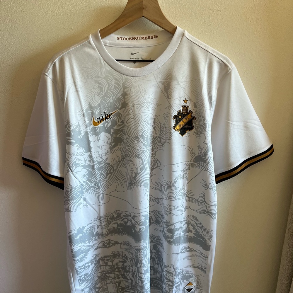 NWOT Nike AIK Football Soccer Jersey